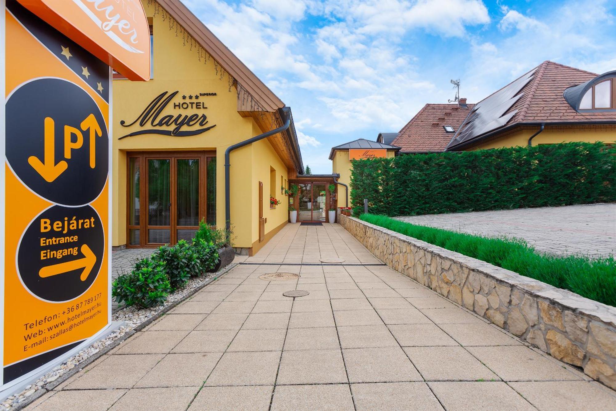 Hotel Mayer Alsóörs Exterior foto